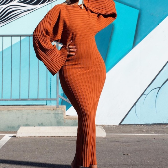 Fashion Nova Heather Sweater Midi Dress 